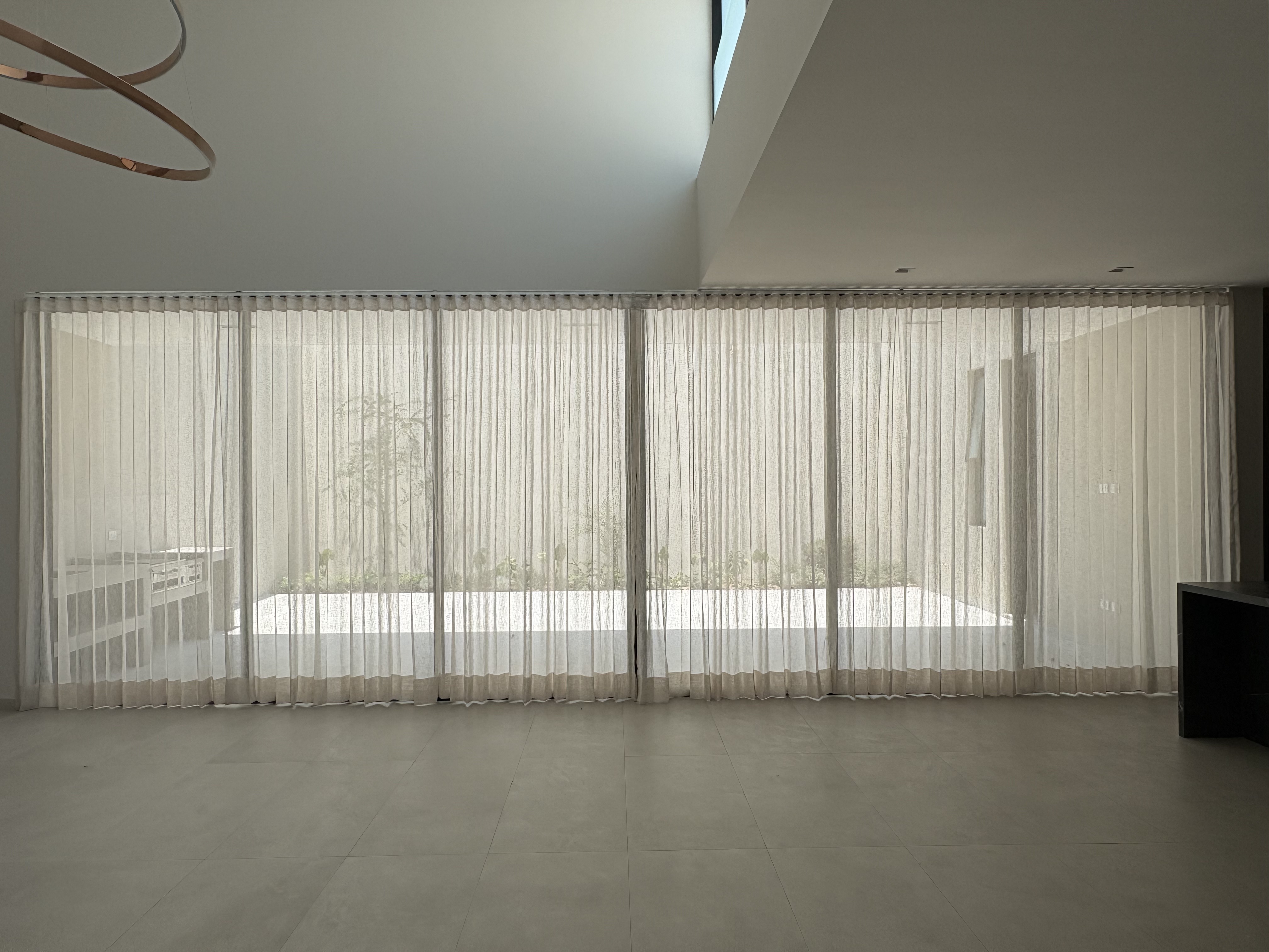 Persiana Sheer Elegance